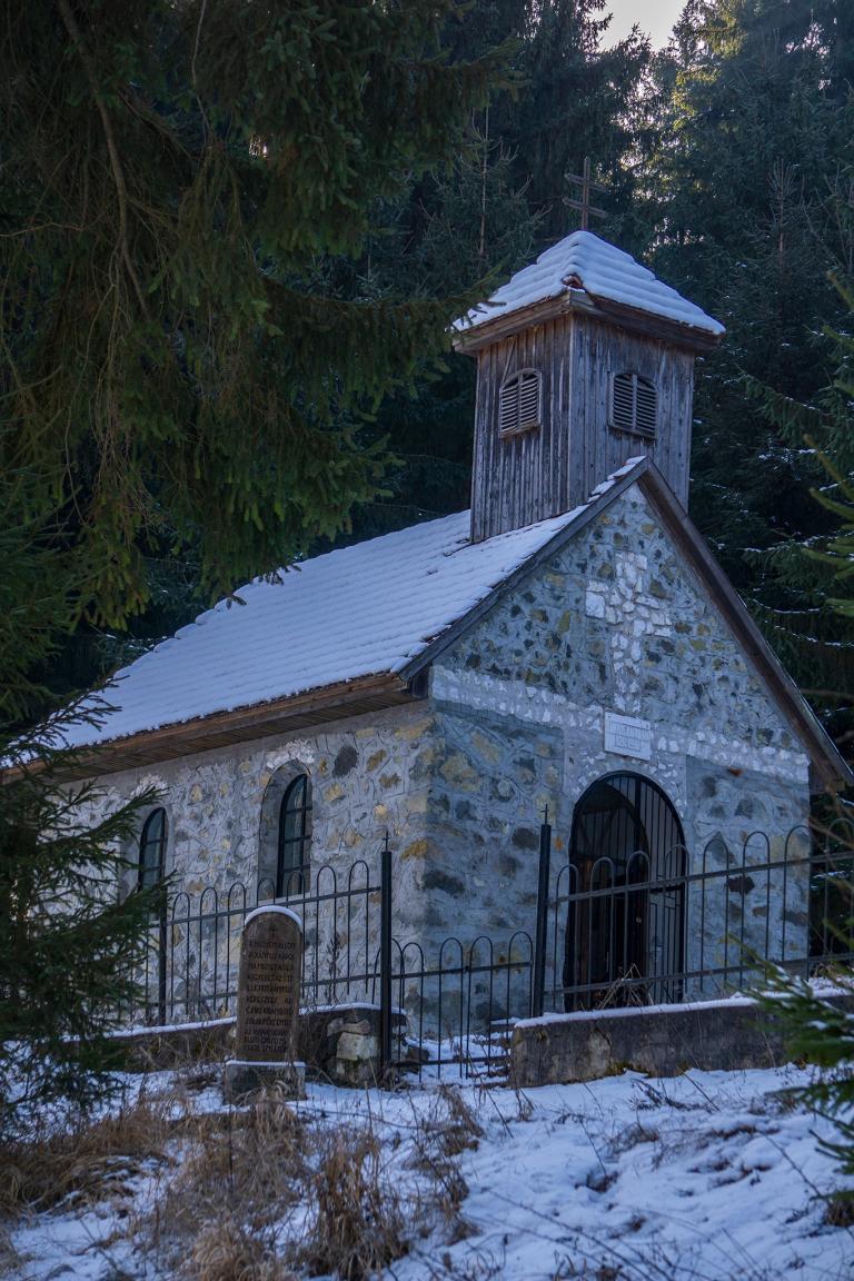 Beszámoló a gyalogtúráról a Xántusz Kápolnához