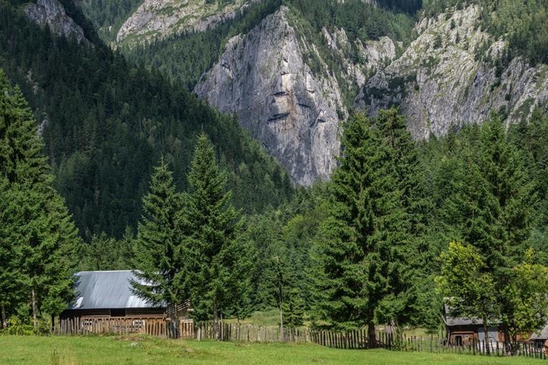 Élményekben gazdag túra a Kis-Békás szorosban és a Máriakőn